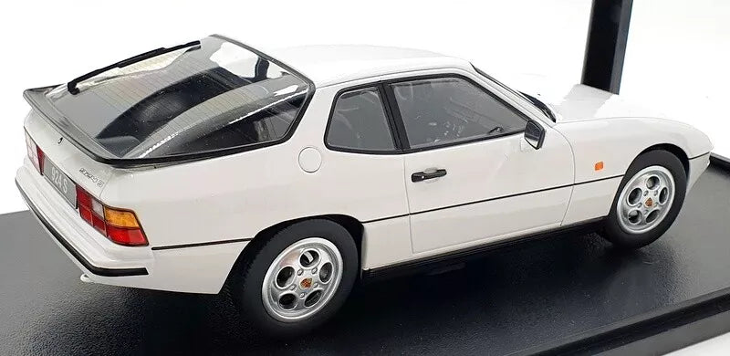 Porsche 924 S