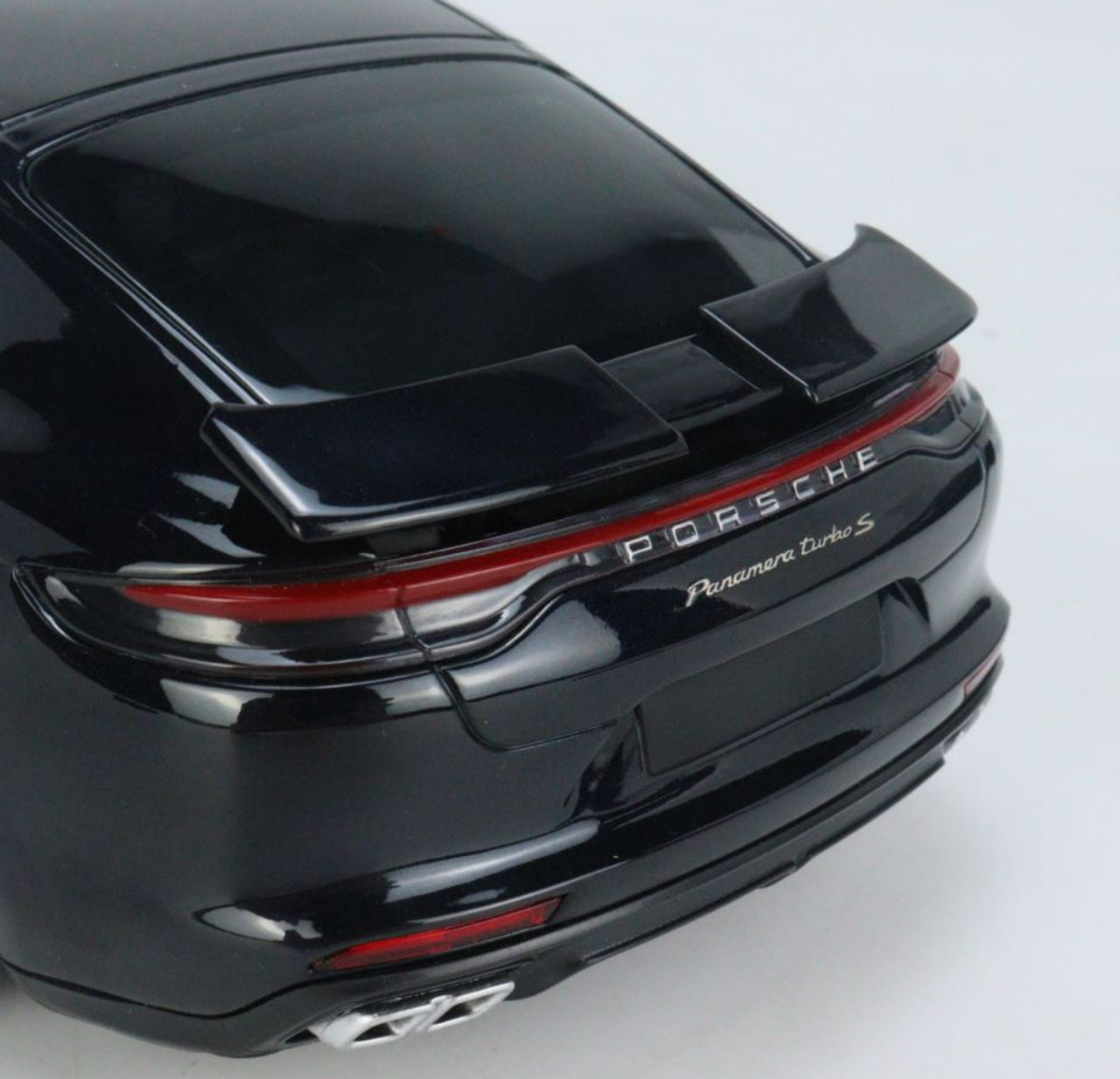 Porsche Panamera Turbo S