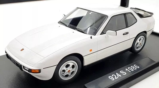 Porsche 924 S